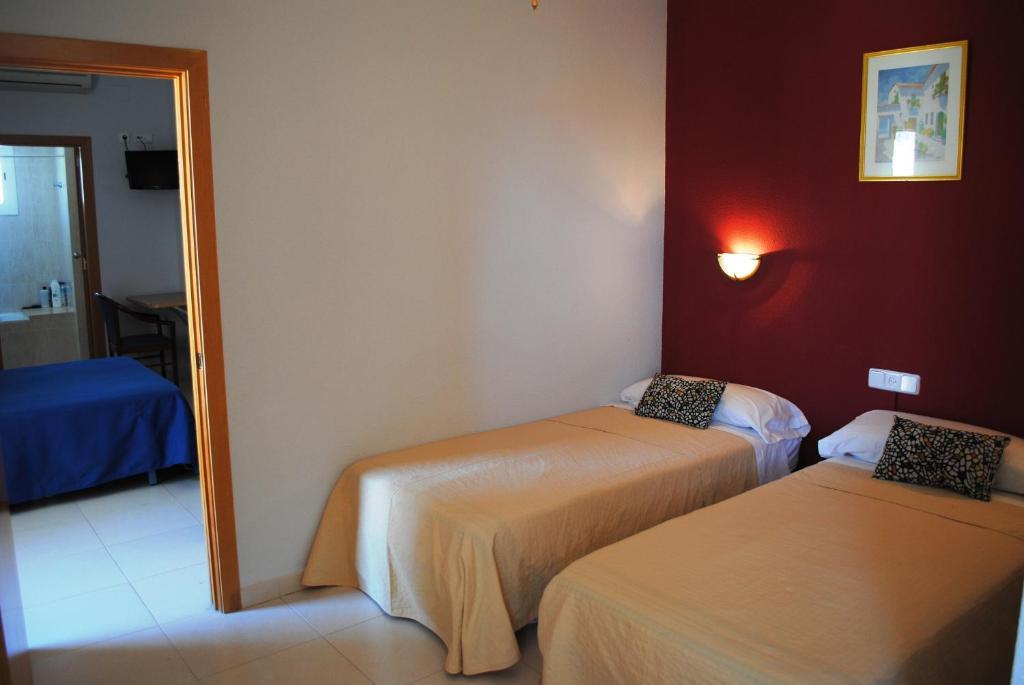 Hotel Sant Jordi Segur de Calafell Room photo